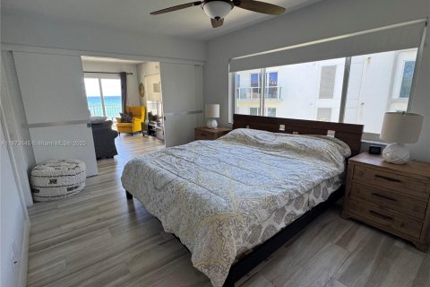 Condo in Hillsboro Beach, Florida, 2 bedrooms  № 1926249 - photo 6