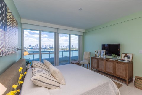 Copropriété à vendre à Miami Beach, Floride: 2 chambres, 139.26 m2 № 1966830 - photo 14
