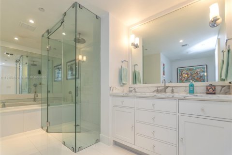 Copropriété à vendre à Miami Beach, Floride: 2 chambres, 139.26 m2 № 1966830 - photo 19