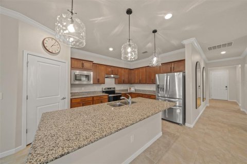 House in Ocala, Florida 2 bedrooms, 175.68 sq.m. № 1911644 - photo 17