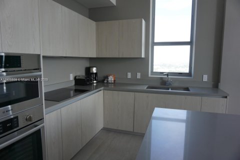 Condominio en venta en Hollywood, Florida, 2 dormitorios, 100.61 m2 № 2081846 - foto 9