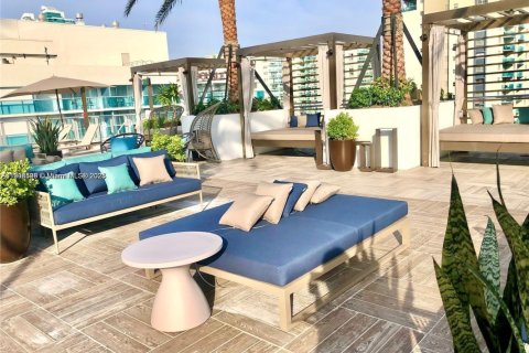 Condominio en venta en Hollywood, Florida, 2 dormitorios, 100.61 m2 № 2081846 - foto 13