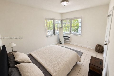 Appartement à louer à Miami Beach, Floride: 2 chambres, 71.07 m2 № 2168145 - photo 6