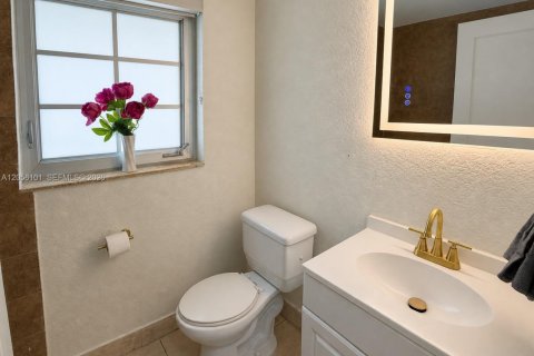 Appartement à louer à Miami Beach, Floride: 2 chambres, 71.07 m2 № 2168145 - photo 18