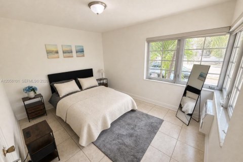 Appartement à louer à Miami Beach, Floride: 2 chambres, 71.07 m2 № 2168145 - photo 3