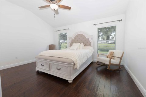 House in Wildwood, Florida 3 bedrooms, 177.81 sq.m. № 1917650 - photo 19