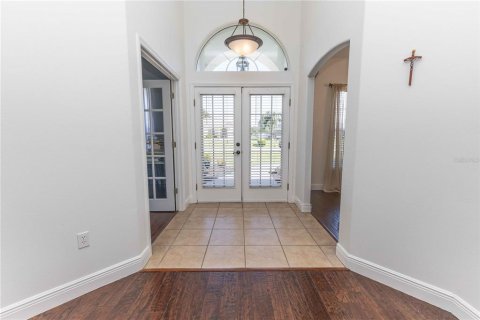 House in Wildwood, Florida 3 bedrooms, 177.81 sq.m. № 1917650 - photo 5