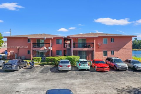 Condominio en venta en Miami, Florida, 3 dormitorios, 100.8 m2 № 1933876 - foto 7