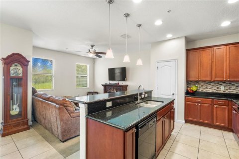 Touwnhouse à vendre à Ocoee, Floride: 3 chambres, 153.57 m2 № 2321478 - photo 13