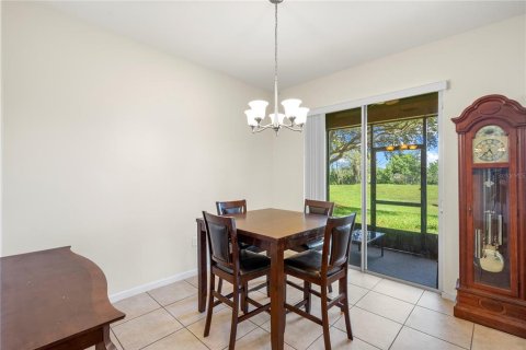 Touwnhouse à vendre à Ocoee, Floride: 3 chambres, 153.57 m2 № 2321478 - photo 18