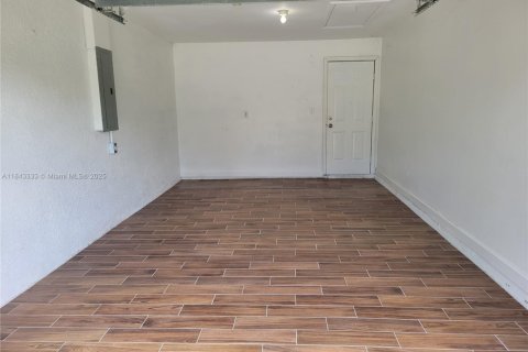 Casa en venta en Clewiston, Florida, 3 dormitorios, 140.56 m2 № 1836449 - foto 24