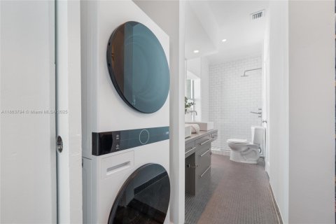 Copropriété à vendre à Miami Beach, Floride: 3 chambres, 126.63 m2 № 1957519 - photo 13