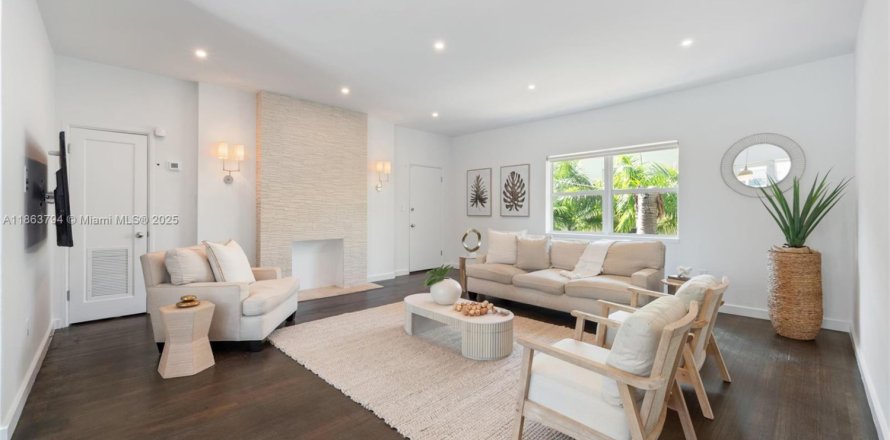 Condo à Miami Beach, Floride, 3 chambres  № 1957519