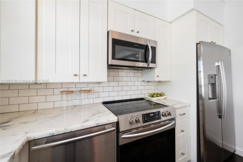 Copropriété à vendre à Miami Beach, Floride: 3 chambres, 126.63 m2 № 1957519 - photo 9