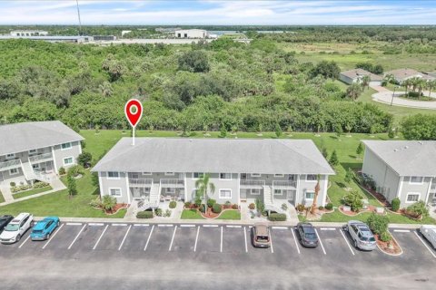 Condo in Punta Gorda, Florida, 2 bedrooms  № 2349449