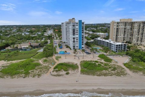 Condo in Lauderdale-by-the-Sea, Florida, 2 bedrooms  № 2399760