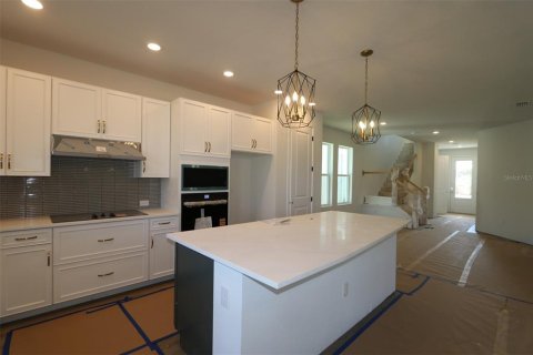 House in Wesley Chapel, Florida 4 bedrooms, 232.44 sq.m. № 1798395 - photo 6