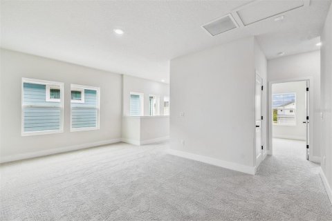 House in Wesley Chapel, Florida 4 bedrooms, 232.44 sq.m. № 1798395 - photo 18