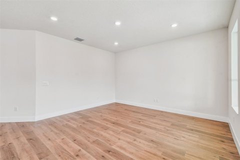 Casa en venta en Wesley Chapel, Florida, 4 dormitorios, 232.44 m2 № 1798395 - foto 17