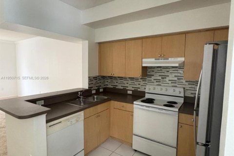 Touwnhouse à vendre à Aventura, Floride: 1 chambre, 79.8 m2 № 2006995 - photo 8