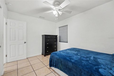 House in Cocoa, Florida 3 bedrooms, 128.21 sq.m. № 2205438 - photo 27