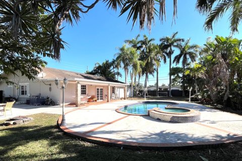 Casa en venta en Homestead, Florida, 4 dormitorios, 237.27 m2 № 2002731 - foto 21