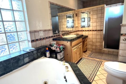 Casa en venta en Homestead, Florida, 4 dormitorios, 237.27 m2 № 2002731 - foto 15