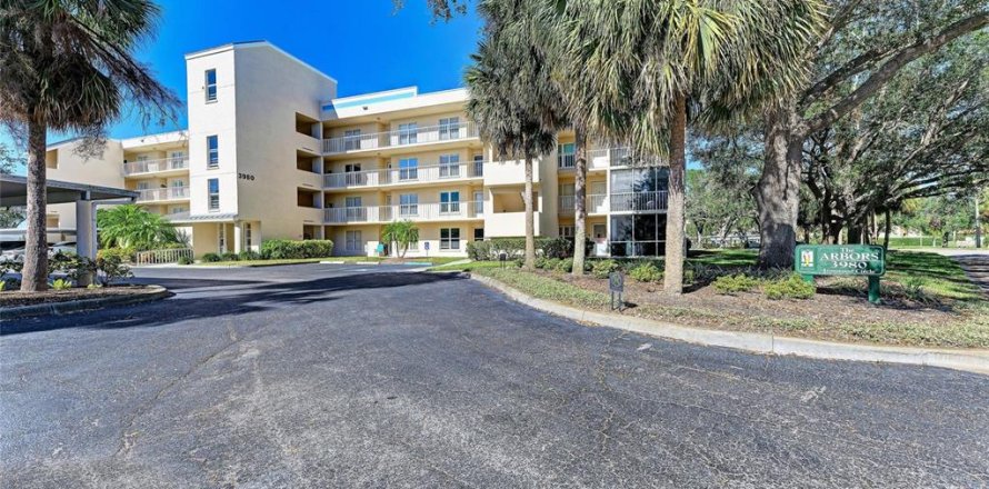 Condo in Bradenton, Florida, 2 bedrooms  № 1717618
