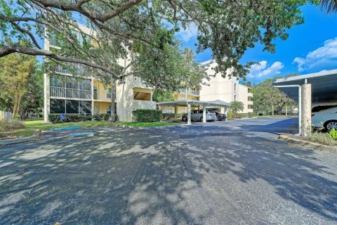Condo in Bradenton, Florida, 2 bedrooms  № 1717618 - photo 2