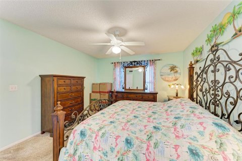 Condo in Bradenton, Florida, 2 bedrooms  № 1717618 - photo 14