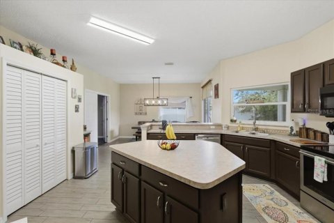 Villa ou maison à vendre à Palm Coast, Floride: 4 chambres, 217.39 m2 № 2329761 - photo 7