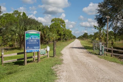 House in North Port, Florida 2 bedrooms, 84.73 sq.m. № 2103487 - photo 28
