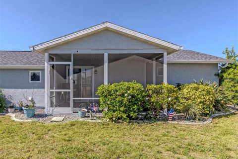 House in North Port, Florida 2 bedrooms, 84.73 sq.m. № 2103487 - photo 2