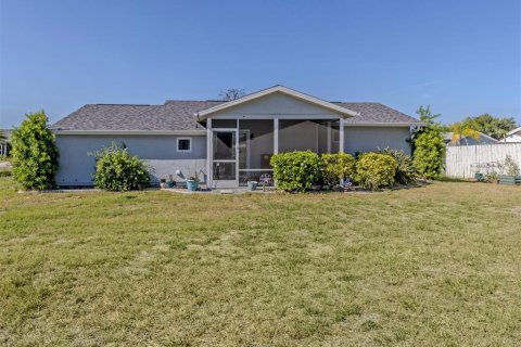 House in North Port, Florida 2 bedrooms, 84.73 sq.m. № 2103487 - photo 4