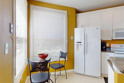 Condo in New Smyrna Beach, Florida, 3 bedrooms  № 2381320 - photo 26