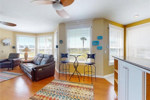 Condo in New Smyrna Beach, Florida, 3 bedrooms  № 2381320 - photo 16
