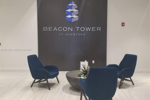 Propiedad comercial en venta en Miami, Florida № 2032555 - foto 12