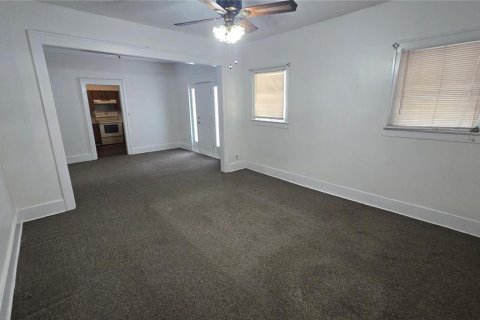 Apartamento en alquiler en Kissimmee, Florida, 2 dormitorios, 80.55 m2 № 1877005 - foto 2