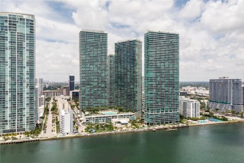 Copropriété à louer à Miami, Floride: 1 chambre, 56.67 m2 № 1892577 - photo 1