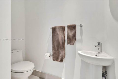 Copropriété à louer à Miami, Floride: 1 chambre, 56.67 m2 № 1892577 - photo 28
