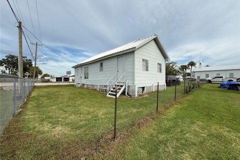 Casa en venta en Moore Haven, Florida, 4 dormitorios, 169.92 m2 № 1887666 - foto 12