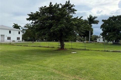 Casa en venta en Moore Haven, Florida, 4 dormitorios, 169.92 m2 № 1887666 - foto 24
