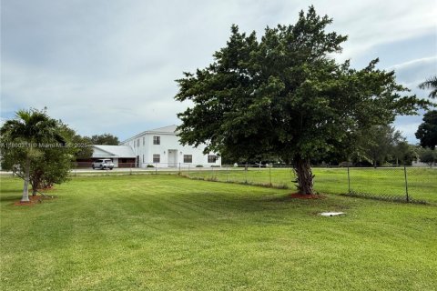Casa en venta en Moore Haven, Florida, 4 dormitorios, 169.92 m2 № 1887666 - foto 26