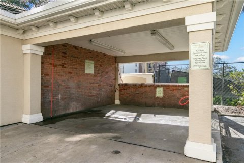Купить кондоминиум в Тампа, Флорида 5 комнат, 135.54м2, № 2111562 - фото 27