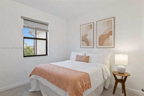 Townhouse in Miami, Florida 3 bedrooms, 123.65 sq.m. № 2054284 - photo 10