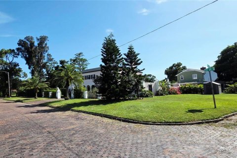 Villa ou maison à vendre à Saint Petersburg, Floride: 3 chambres, 270.9 m2 № 2212154 - photo 4