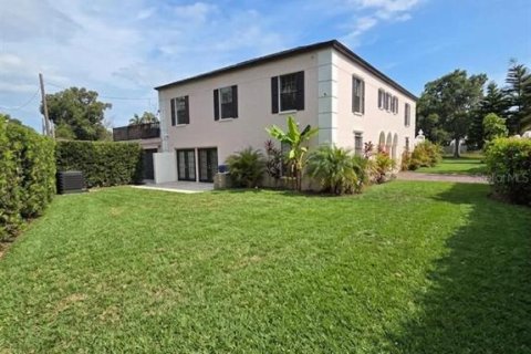 Villa ou maison à vendre à Saint Petersburg, Floride: 3 chambres, 270.9 m2 № 2212154 - photo 5