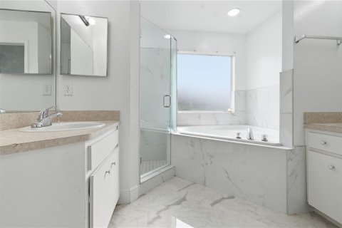 Villa ou maison à louer à Winter Haven, Floride: 4 chambres, 160.54 m2 № 2266815 - photo 21