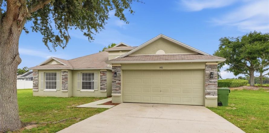 Villa ou maison à Winter Haven, Floride 4 chambres, 160.54 m2 № 2266815