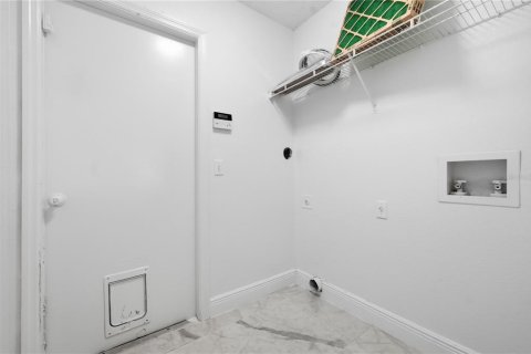 Villa ou maison à louer à Winter Haven, Floride: 4 chambres, 160.54 m2 № 2266815 - photo 15
